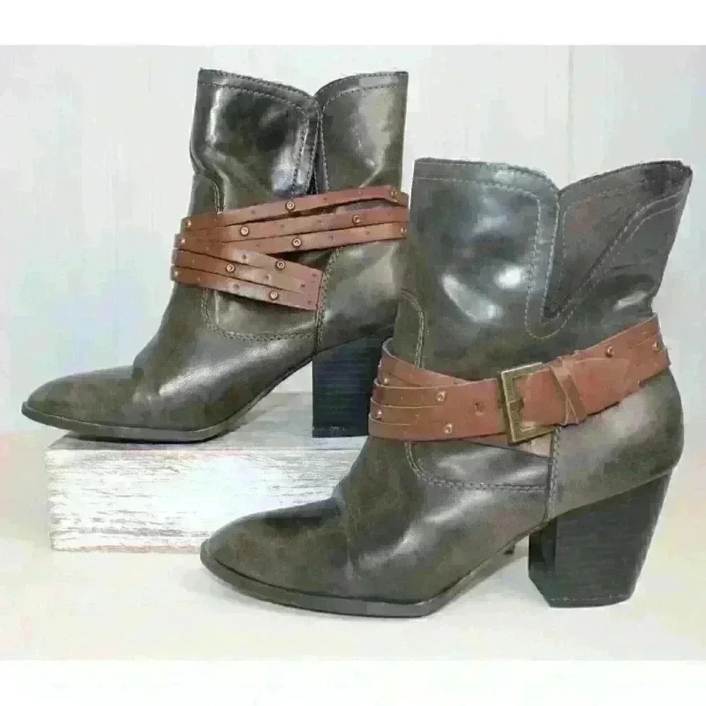 Mia Fabrizia Faux Leather Buckle Embellished Chunky Heel Y2K Womens Boots Sz‎ 9M